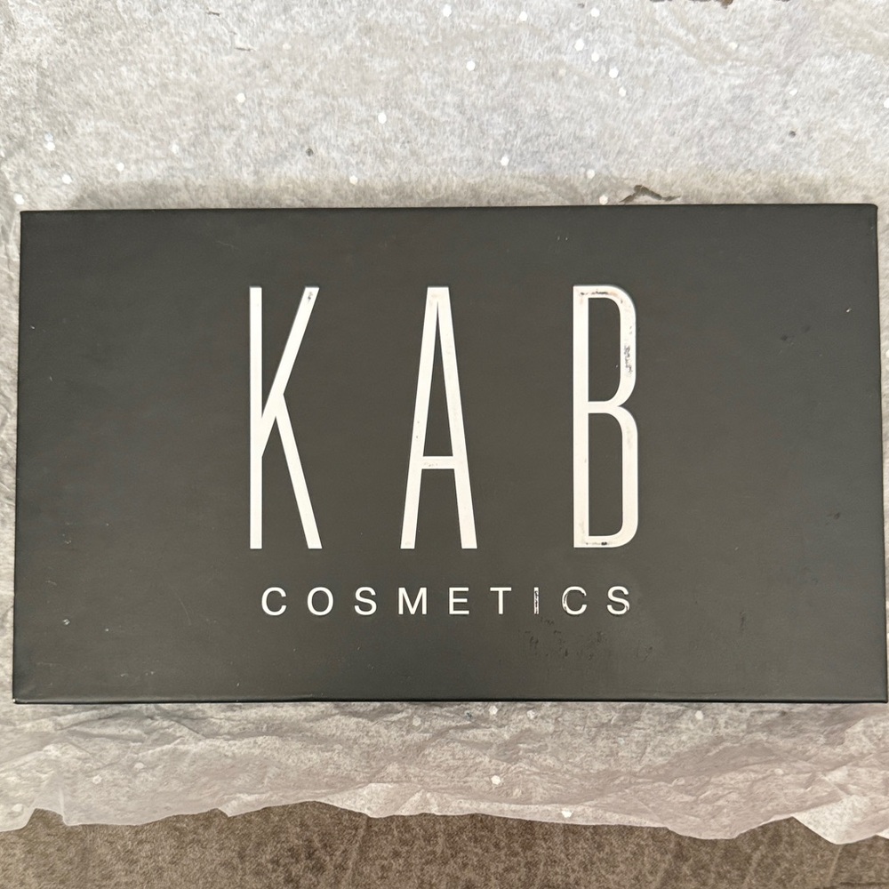 KAB Cosmetics Eyeshadow Palette - Multi-Color